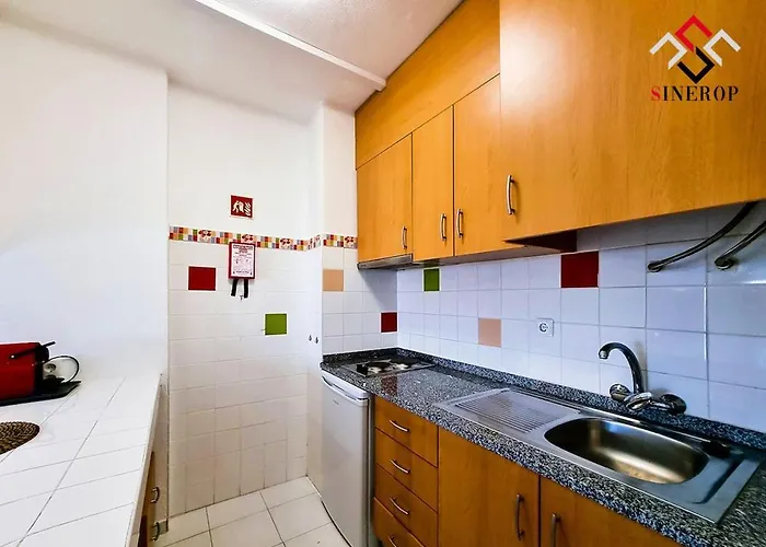 T1 - Valmangude * Αλμπουφέιρα